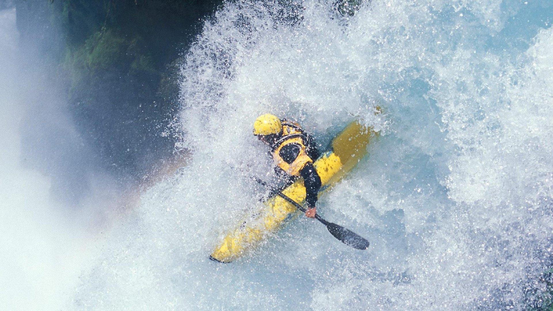 国乒包揽WTT大满贯五冠 新生代球员闪耀国际赛场